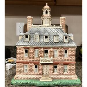 Lefton "The Governor's Palace 1722"